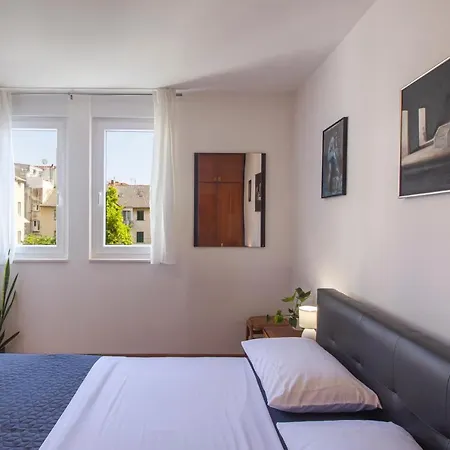 Apartment La Maison Central Split