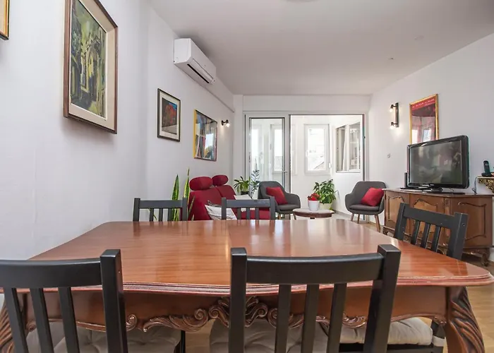 Apartman La Maison Central